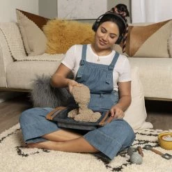 Outlet ✨ Spin Master Kinetic Sand Kalm, Zen Garden Box Fidget Toy With All-Natural Kinetic Sand And 3 Tools For Relaxing Play, Sensory Toys 👏 -Imaginarium Shop unnamed file 1854